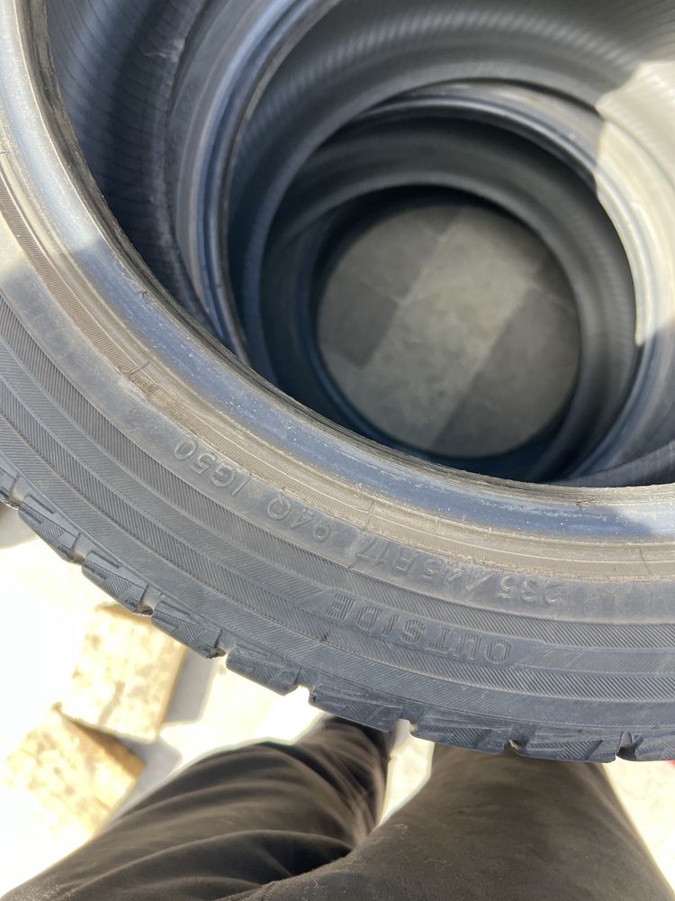 Зимова резина Yokohama 235/45 r-17