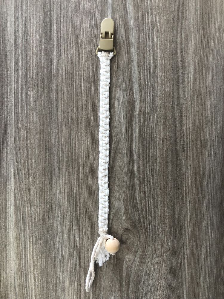 Prende chuchas macramé