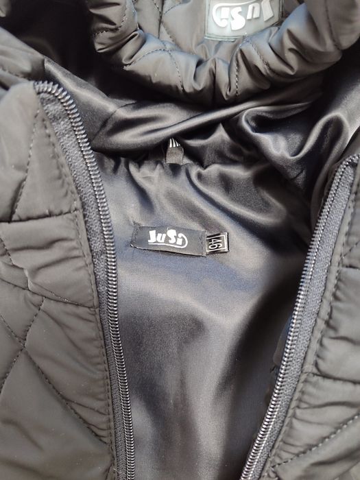 Жіноча куртка як нова