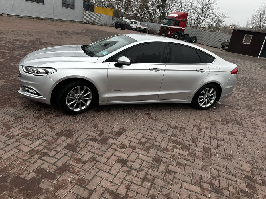 Продам Форд Фюжен 2017 року