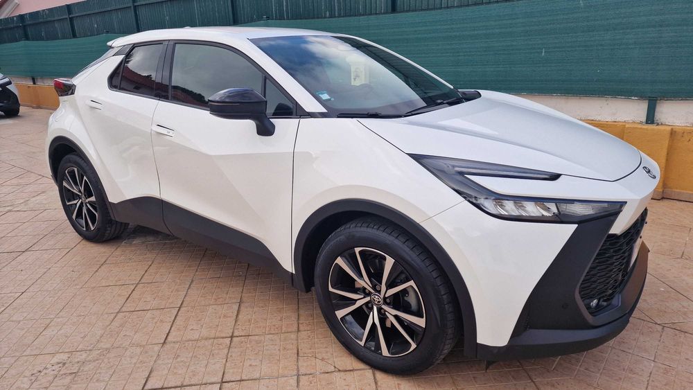 Toyota C-HR 2.0 Plug-in Pack Business