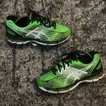 Бігові кросівки asics gel-nimbus 17 легенька та зручна модель