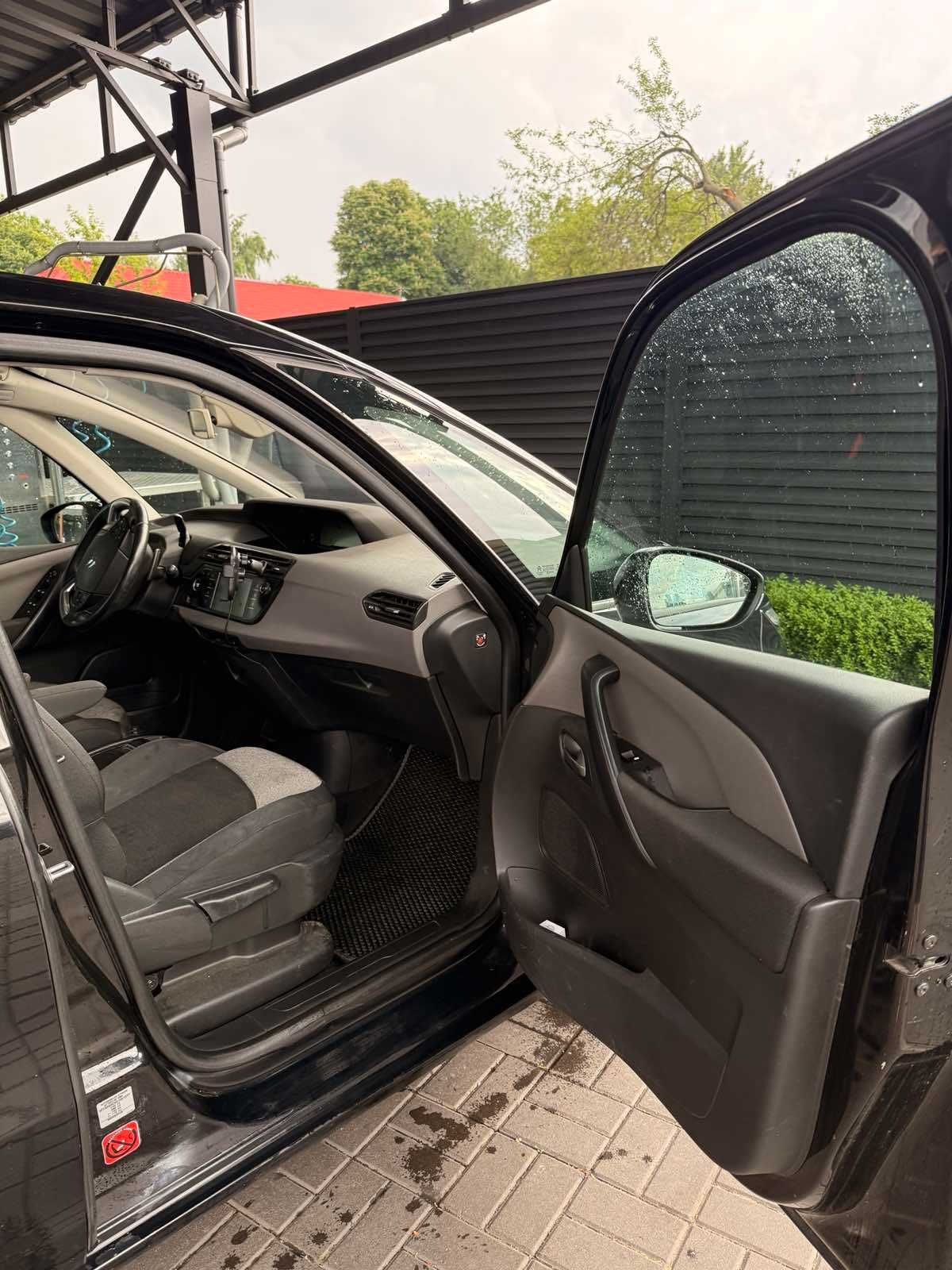 Citroen Grand C4 Picasso 2013