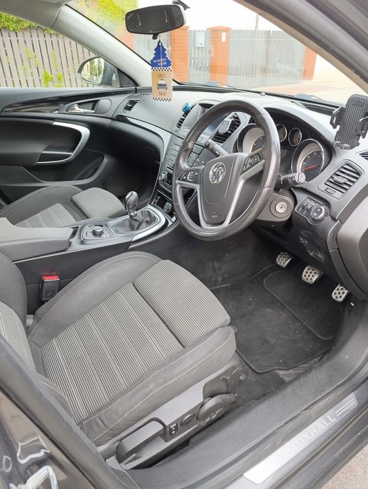 Opel Insignia 2.0 diesel - uszkodzona