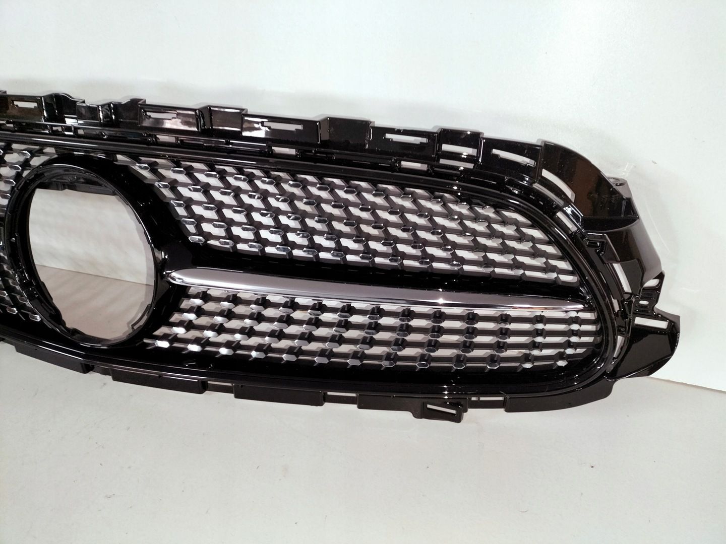 Atrapa grill MERCEDES E KLASA W213 LIFT 20- AMG