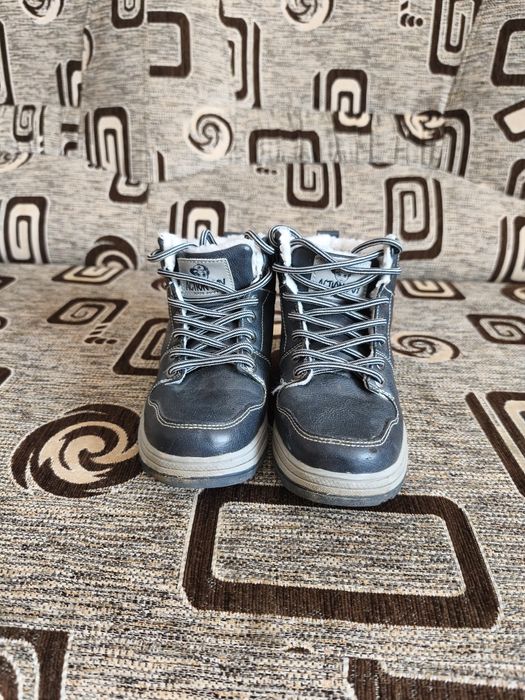 Buty zimowe dziecięce rozmiar 30