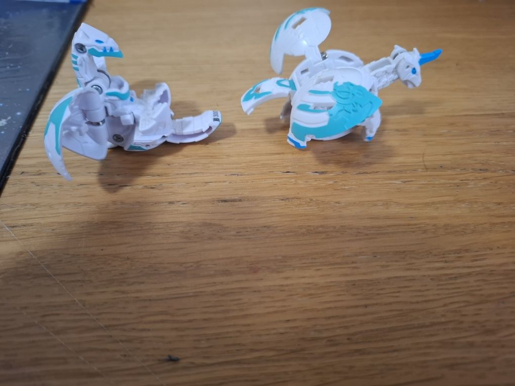 Bakugan raros novos