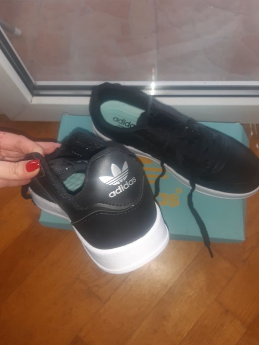 Чоловічі кросівки Adidas,40,41,42,43