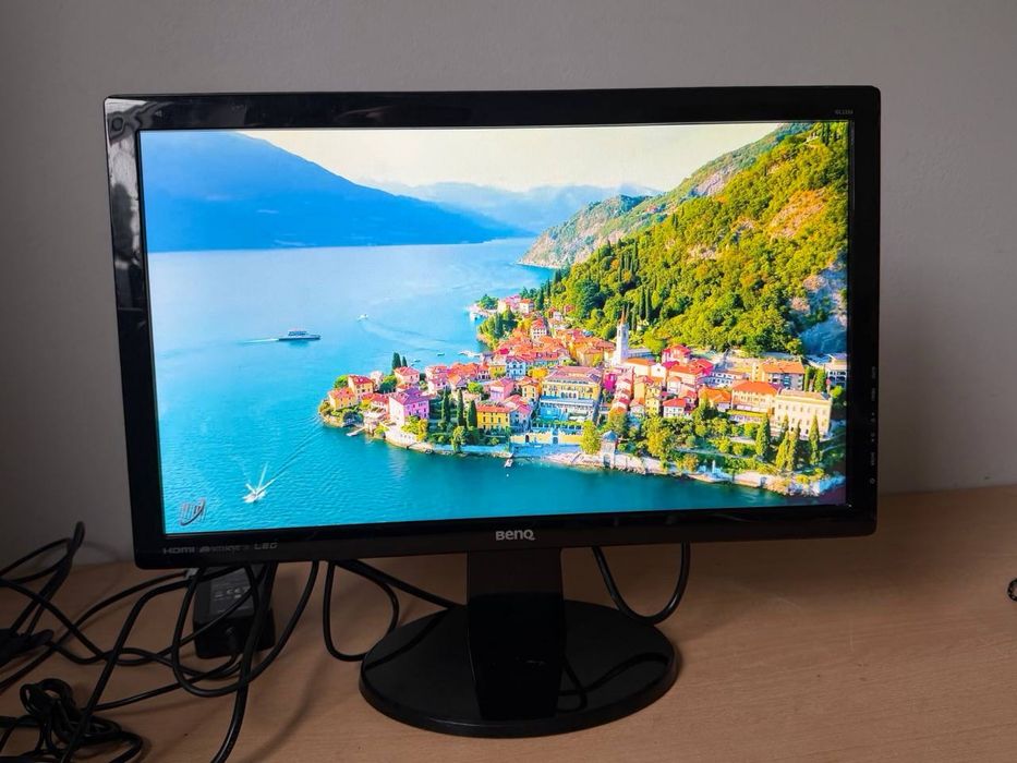 Монітор BenQ – 22”, Full HD, TN, HDMI / DVI / VGA