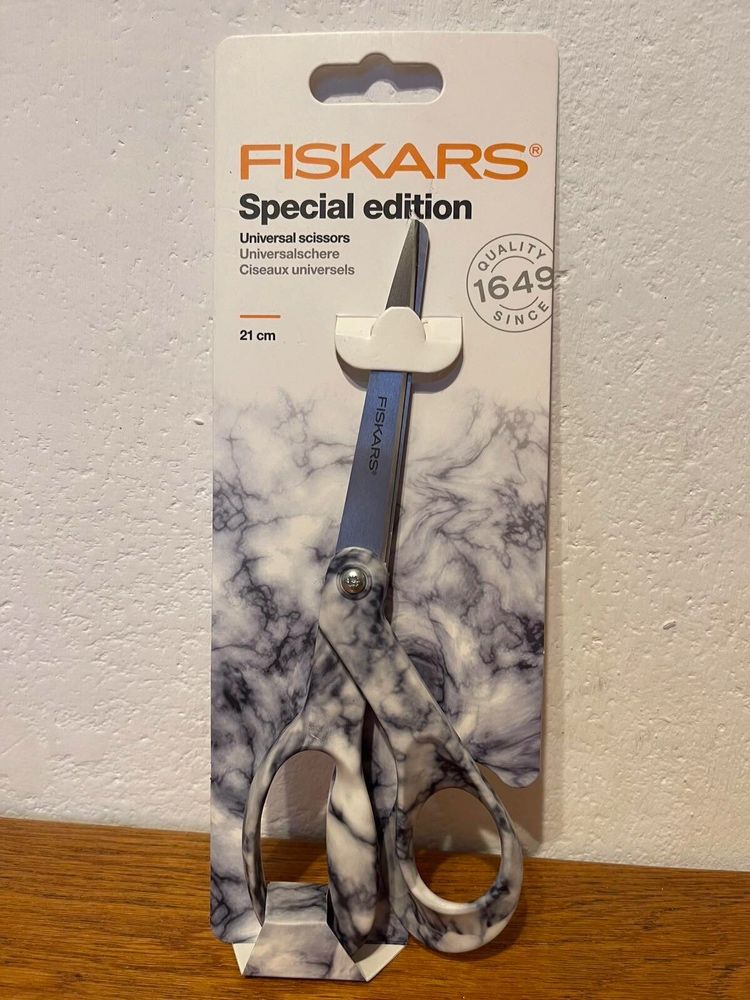 Ножницы универсальные Fiskars 21см