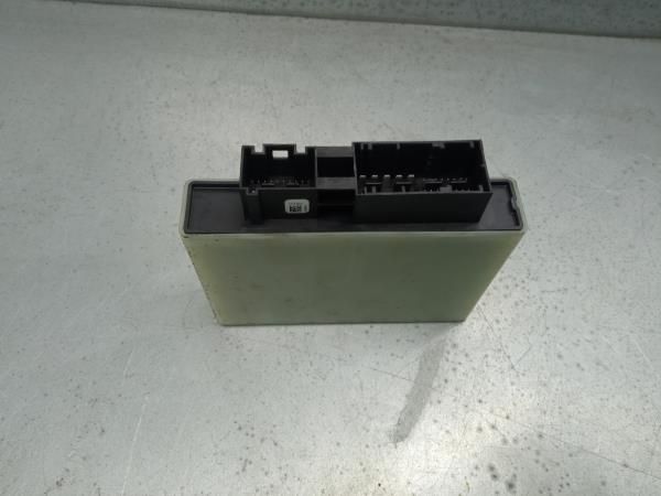 Módulo confort BMW X1 (F48)