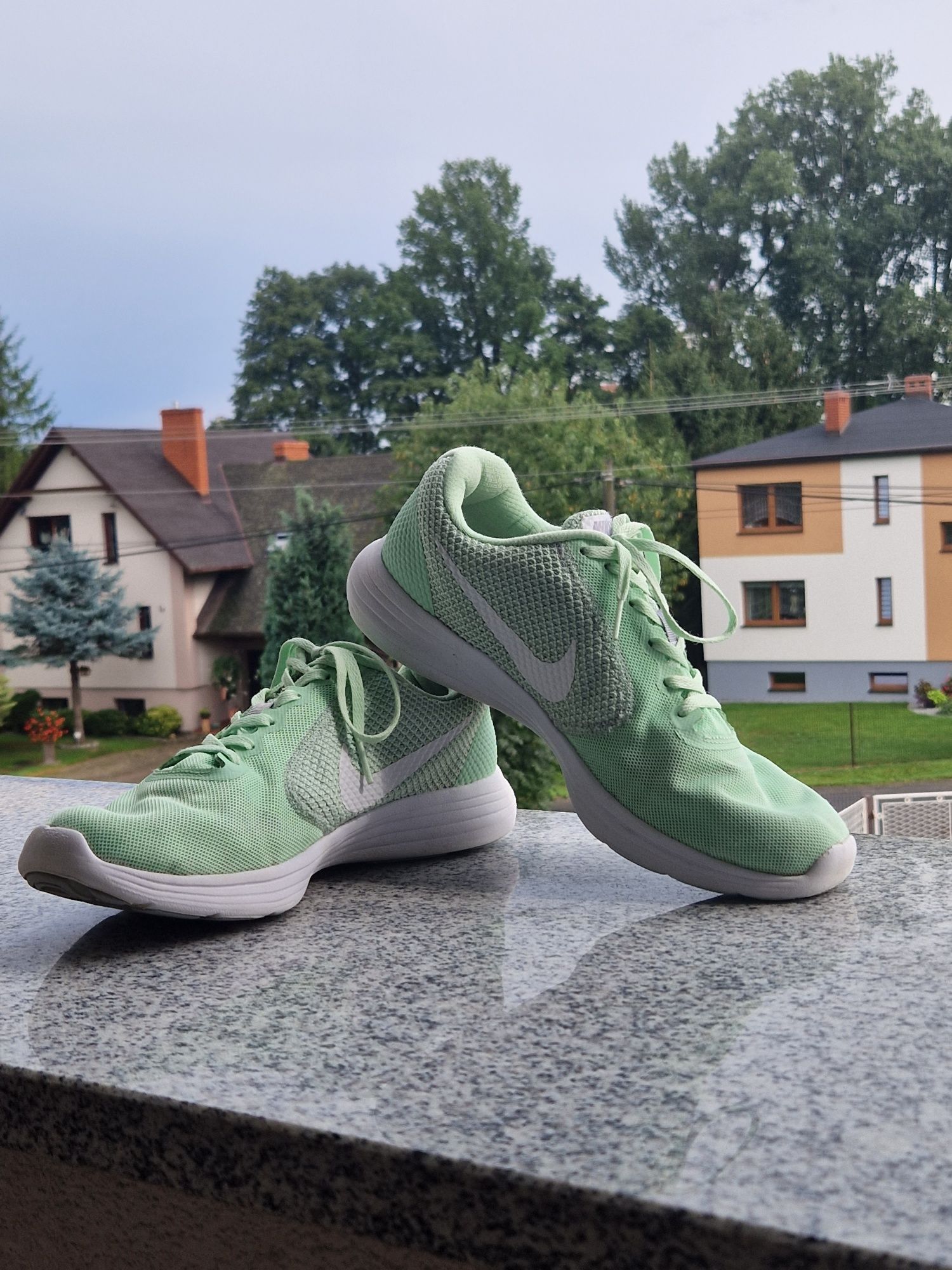 Buty sportowe sneakersy do biegania NIKE