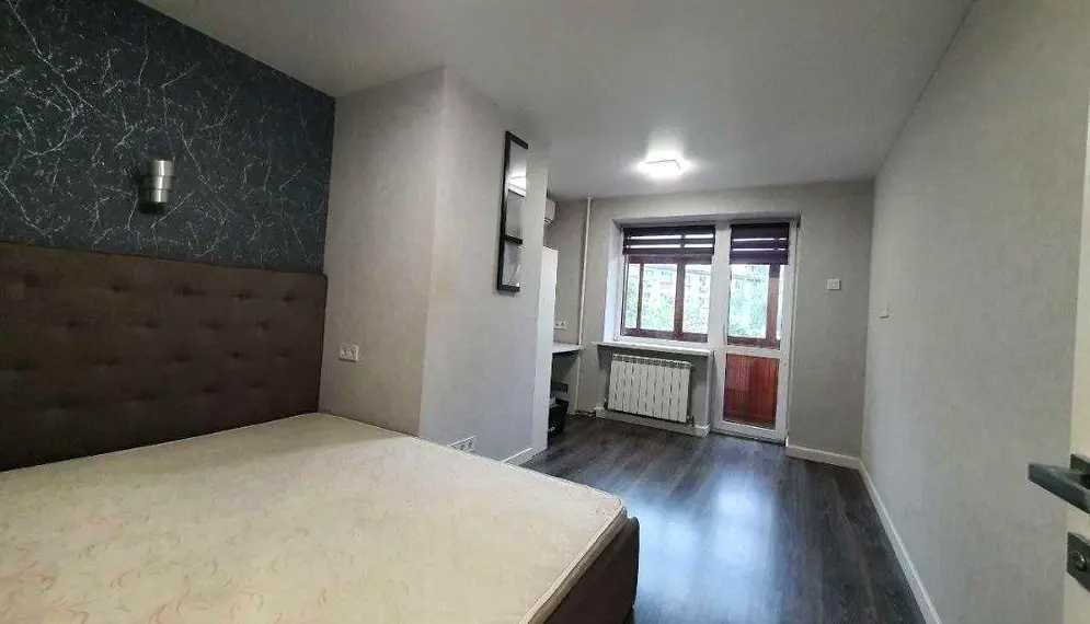 Двухкомнатная кв. евроремонт 23 Августа. Автономное отопление.