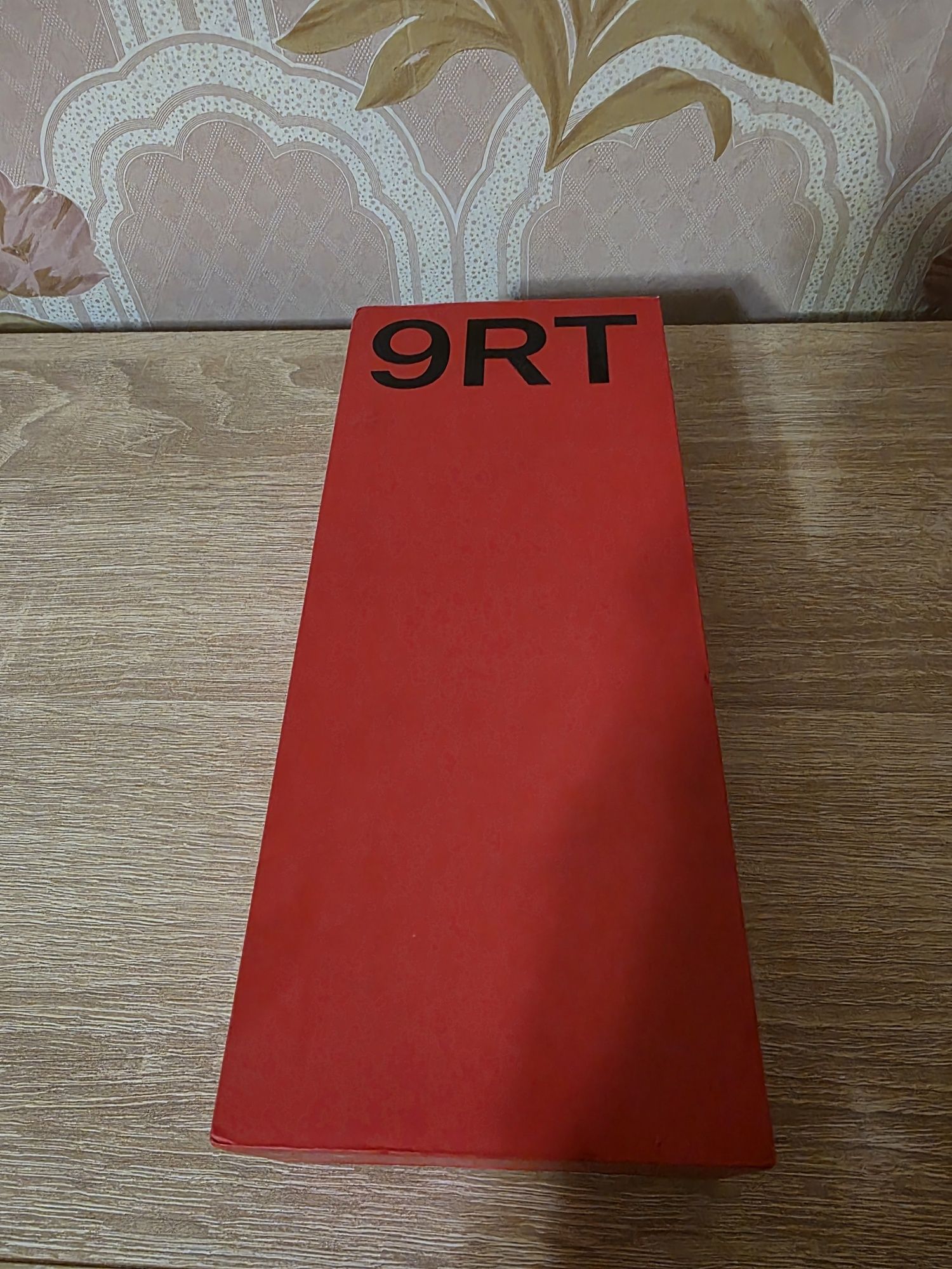 One plus 9rt silver 8/128g