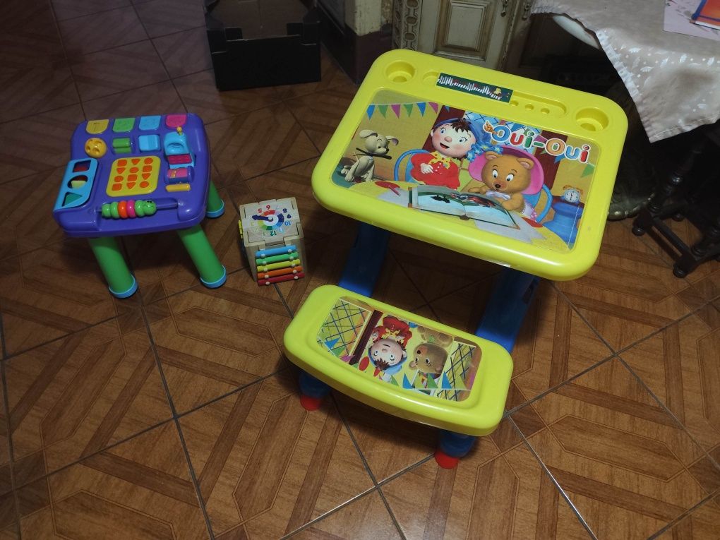 Brinquedos ( mesa Noddy, mesa com várias, Montessori)