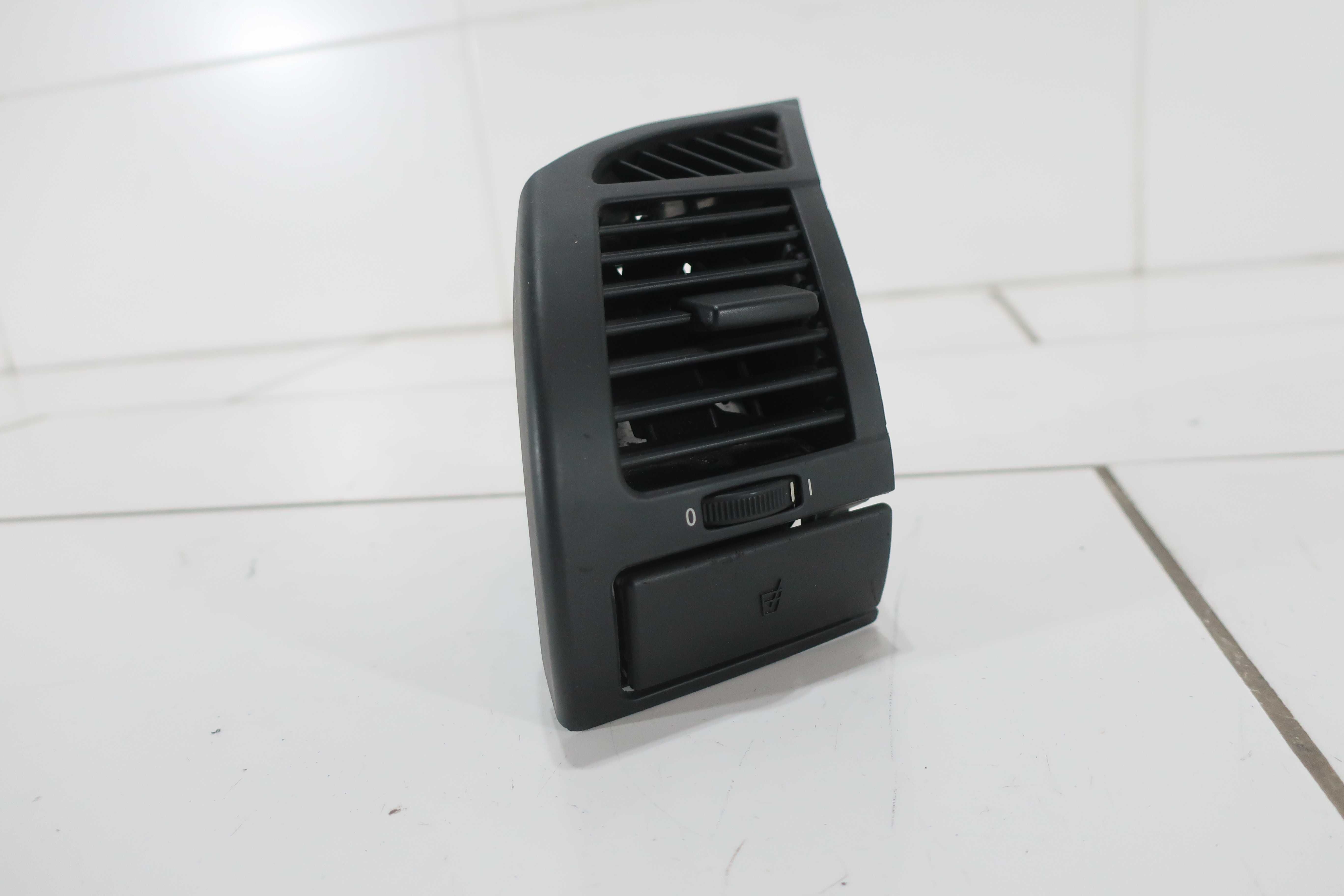 Kratka uchwyt na kubek cup holder BMW Z4 E85 E86