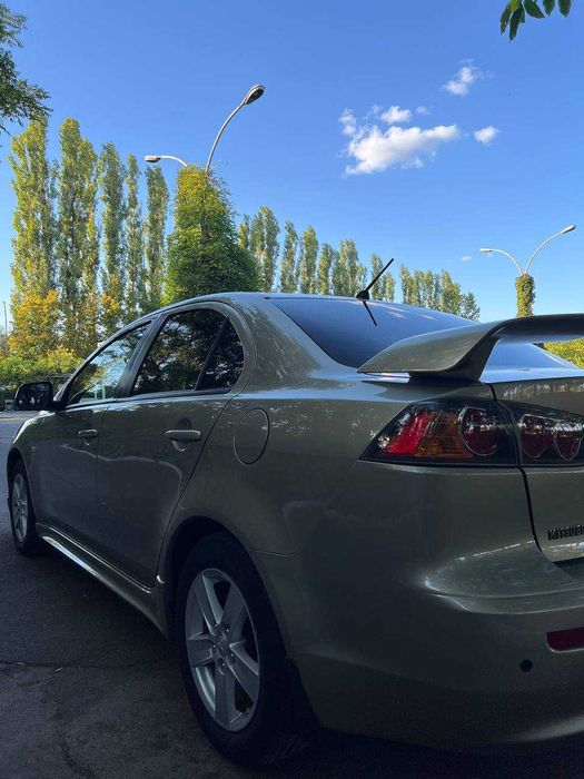 Mitsubishi Lancer X