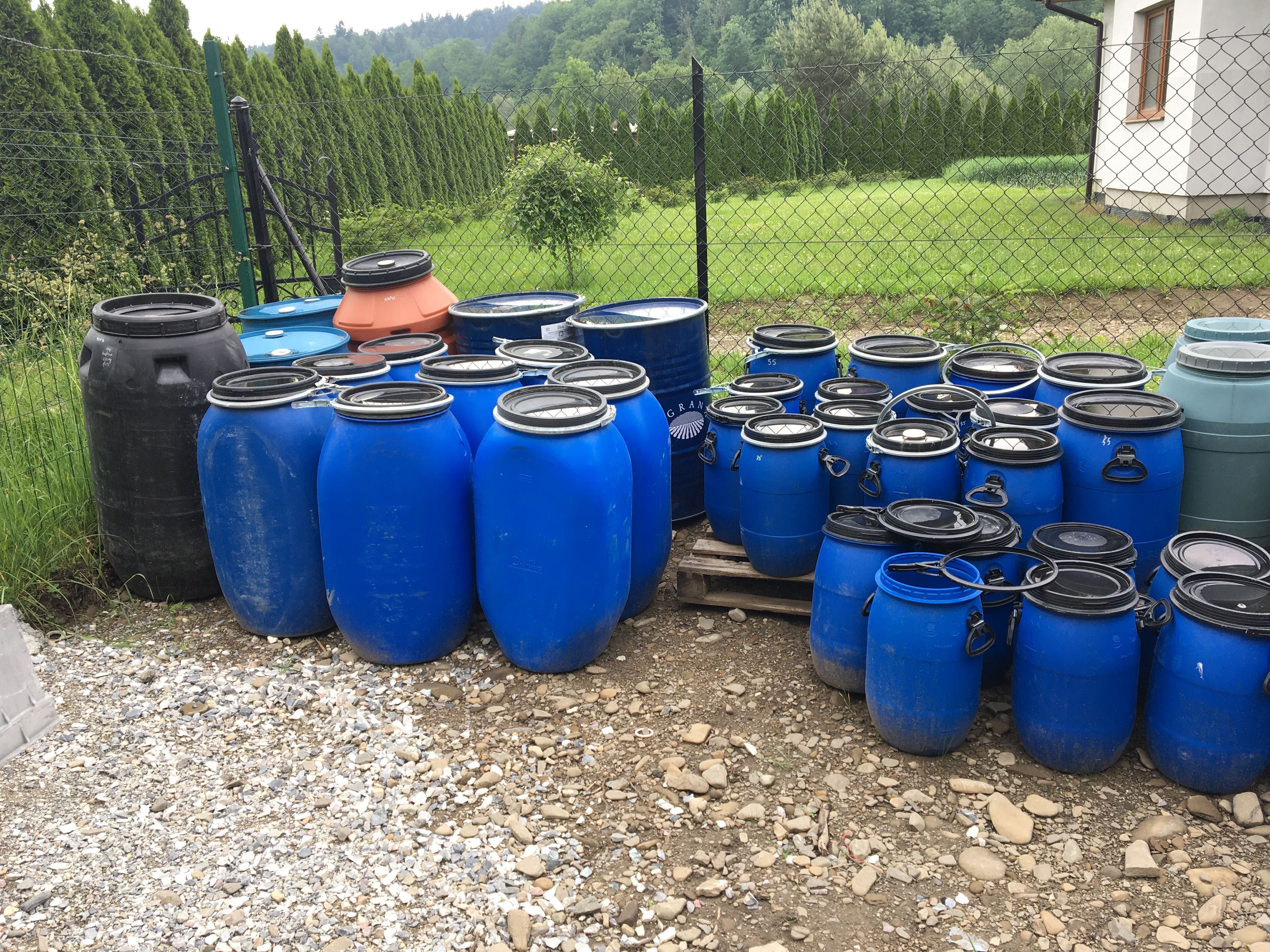 Beczki plastikowe spozywka  40zl