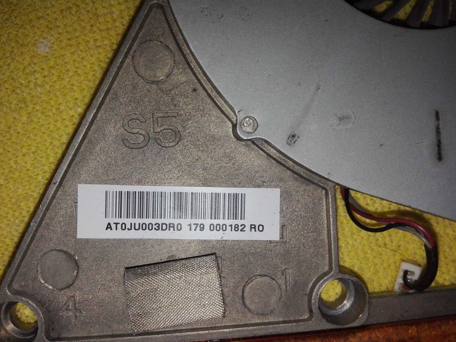 кулер  atoju003dro з вентилятором  KSB06105HA для ноутбука