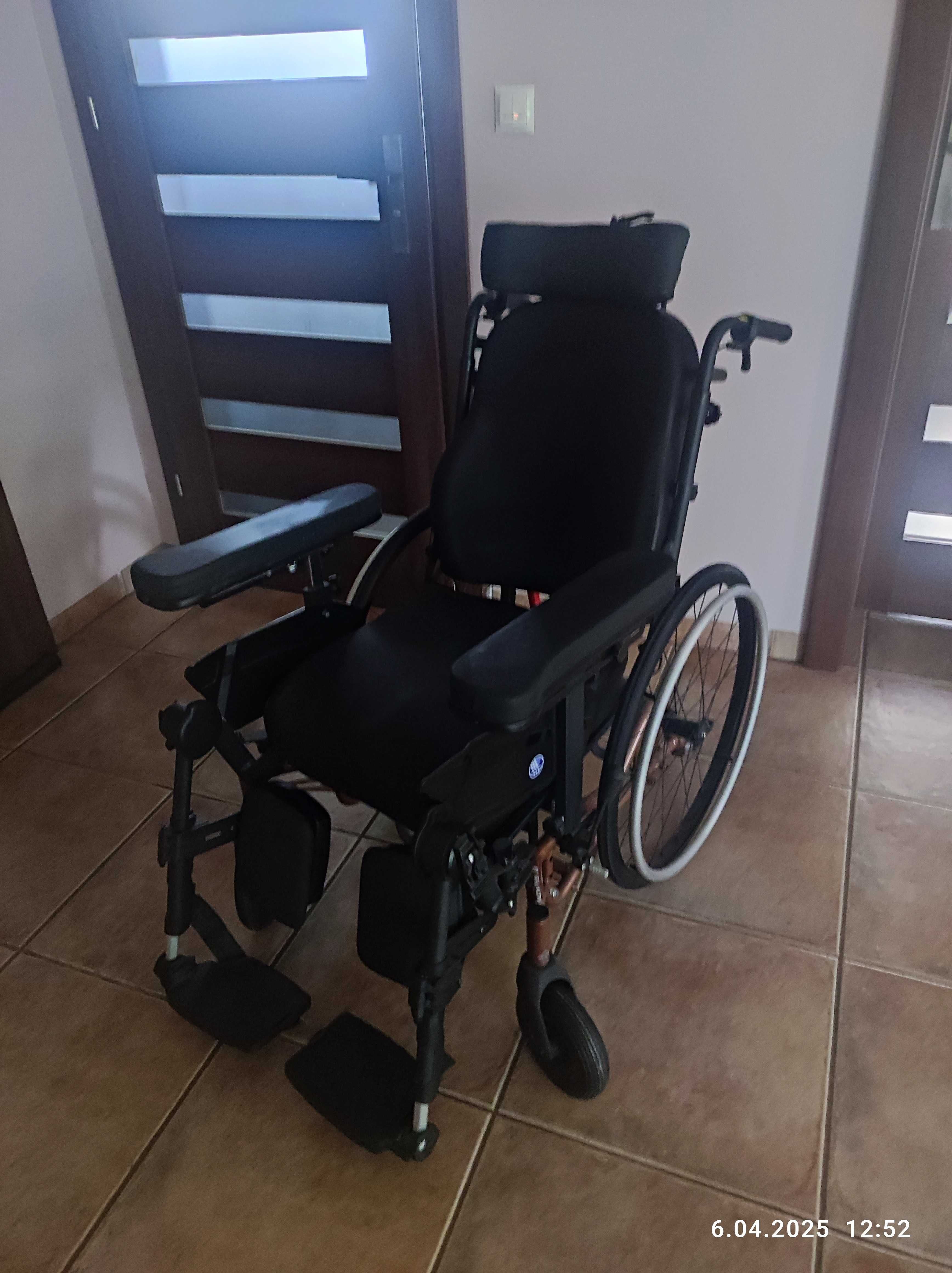 INOVYS 2 Evo Wózek inwalidzki multipozycyjny specjalny Vermeiren