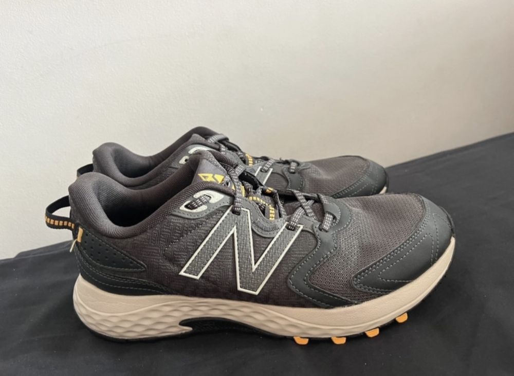 New Balance Trial 410 v7