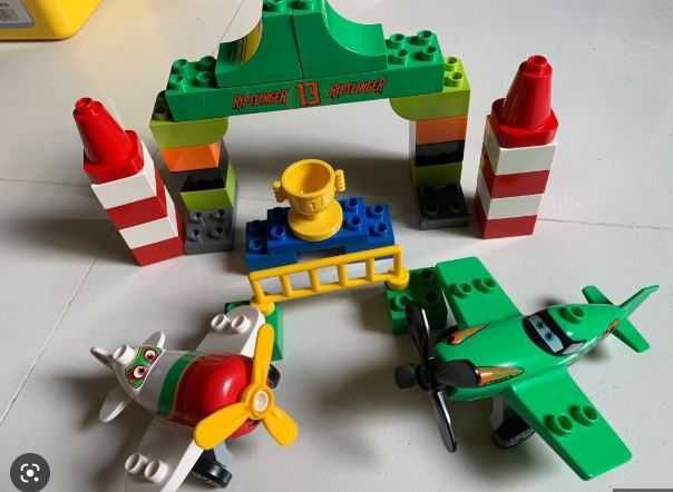 Lego Duplo samoloty Ripslinger
