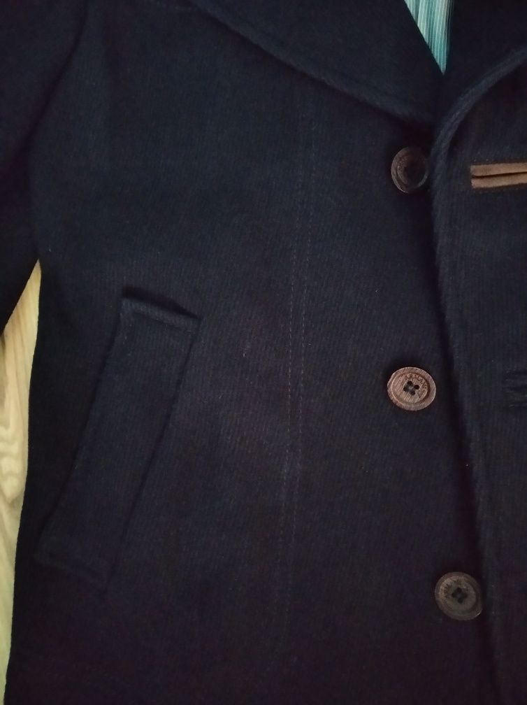 Демисезонный пиджак Armani junior, 146 см черного цвета,