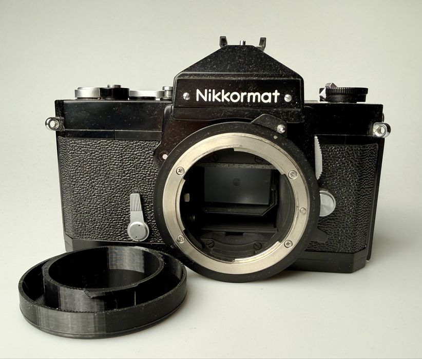 Плівкова камера Nikkormat FT чорна