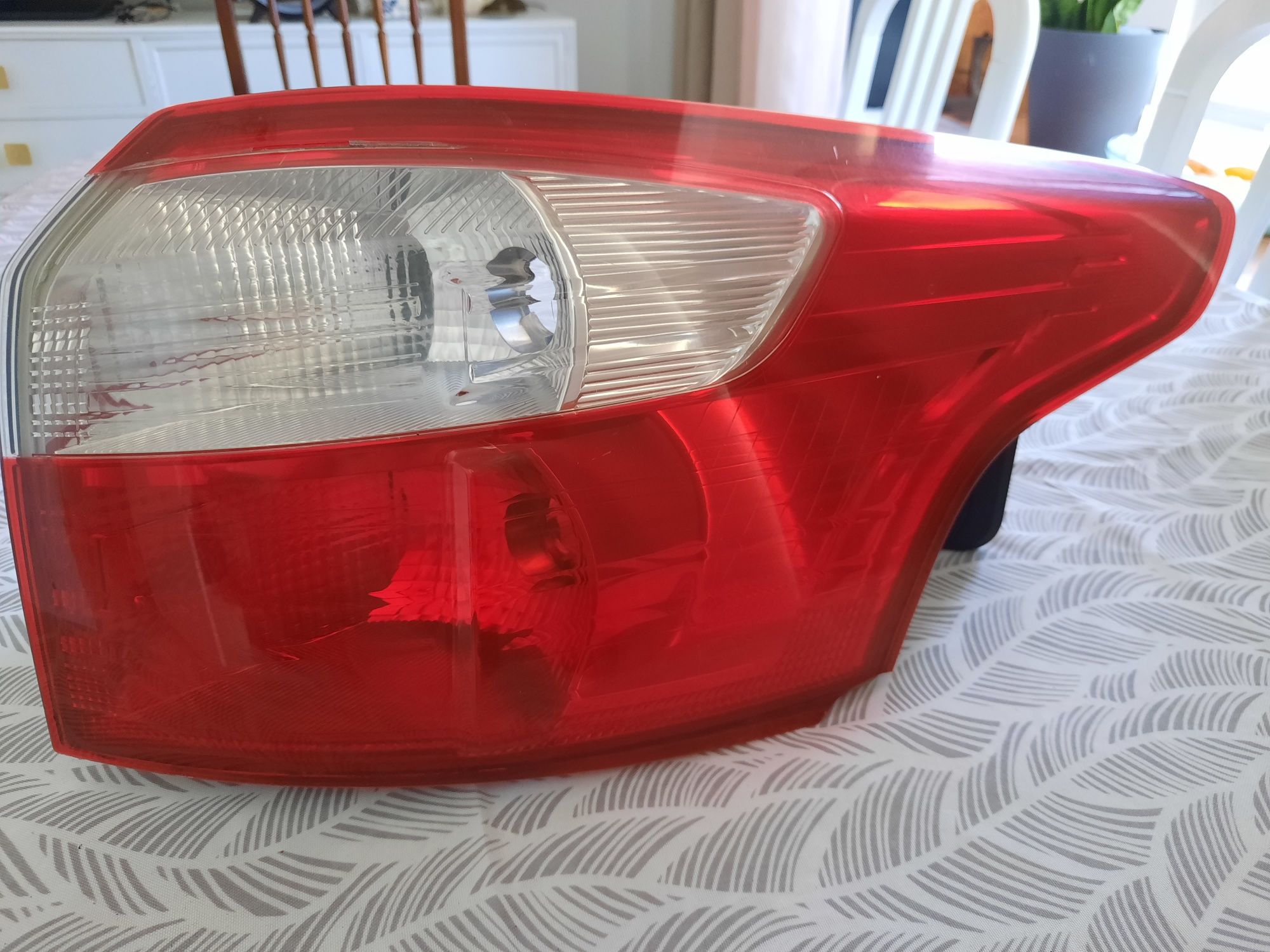 Farolim direito Ford Focus 2012 DYB sdaamc