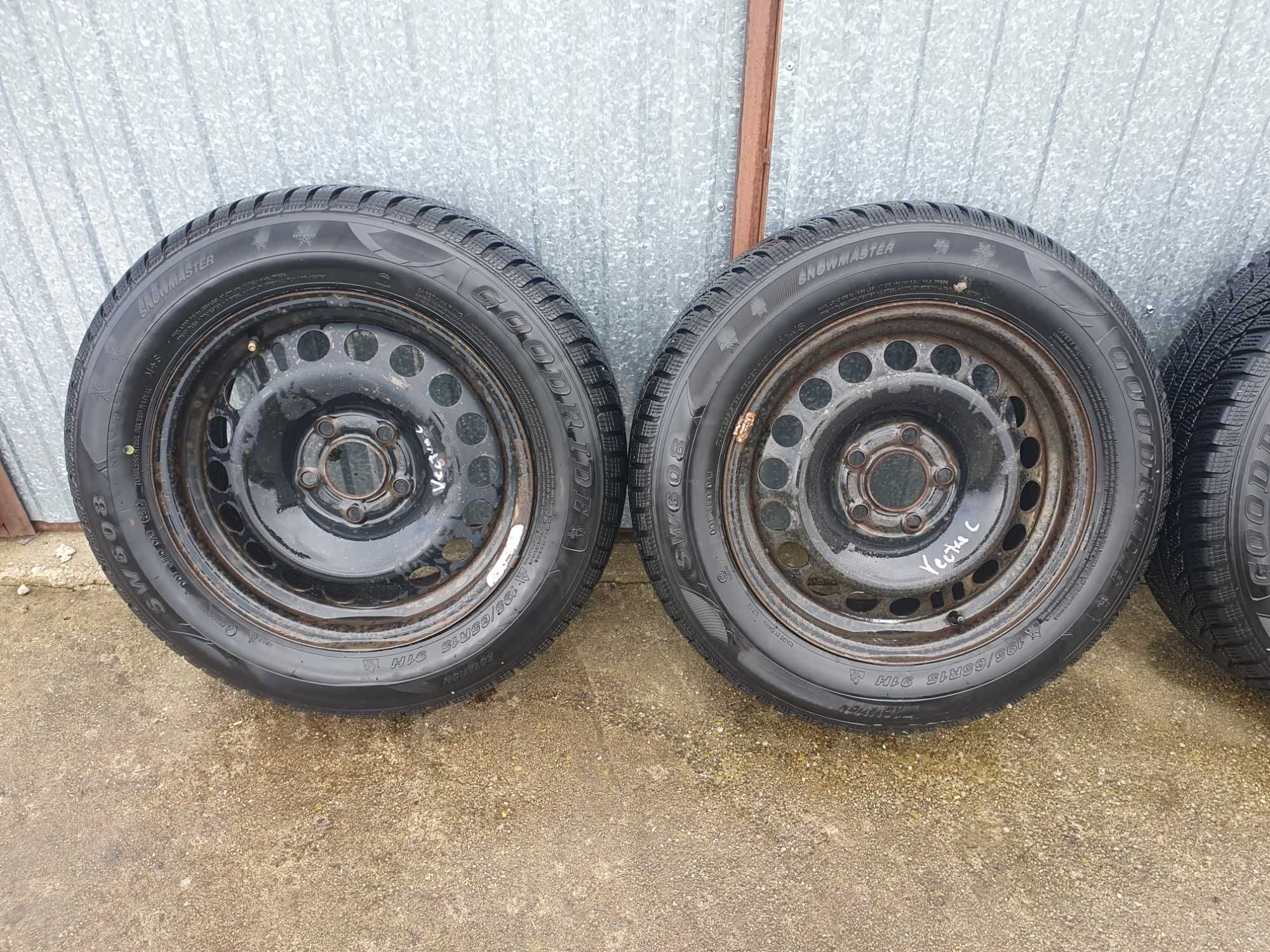 Opony zimowe 195/65/15 felgi Opel 5x110 Goodride 20 r