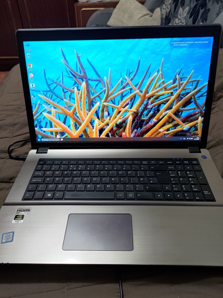 Продам ноутбук 17.5 Terra W670RB