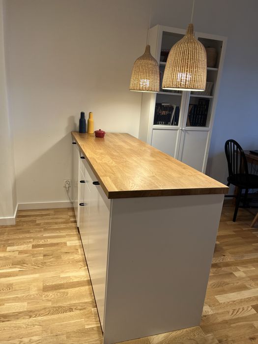 Wyspa z debowym blatem Ikea
