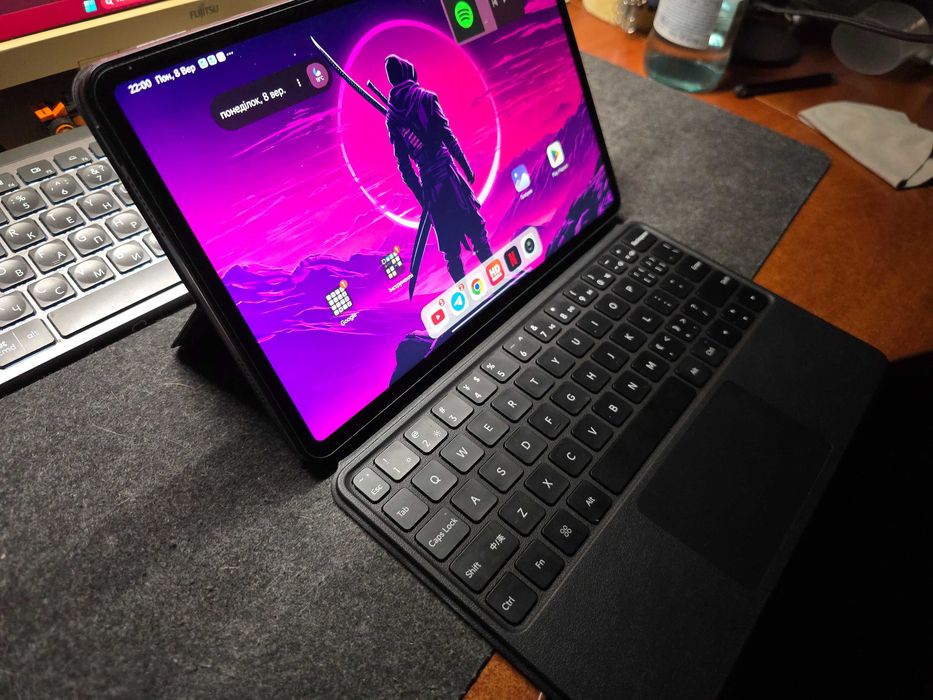 Планшет Xiaomi Pad 6 з КЛАВІАТУРОЮ та тачпадом!