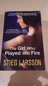 The Girl Who Played with Fire Stieg Larsson (Millennium Series)