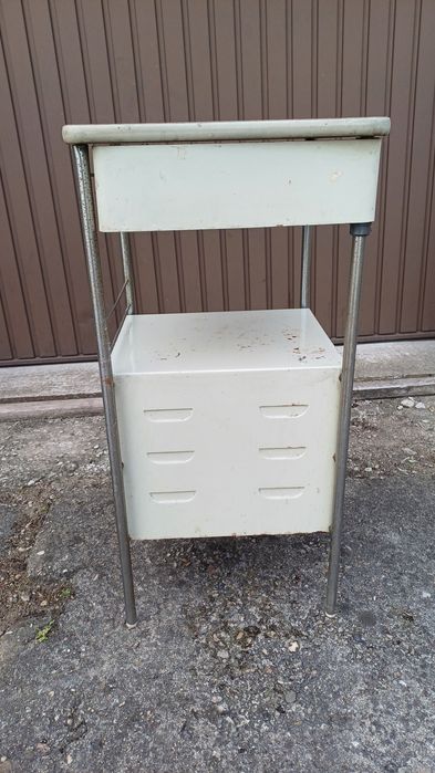 Szafka szpitalna przyłóżkowa metalowa PRL