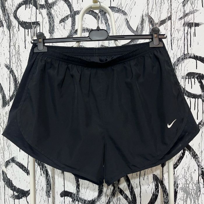 Легкі спортивні бігові шорти nike dri-fit, оригінал, чоловічі,