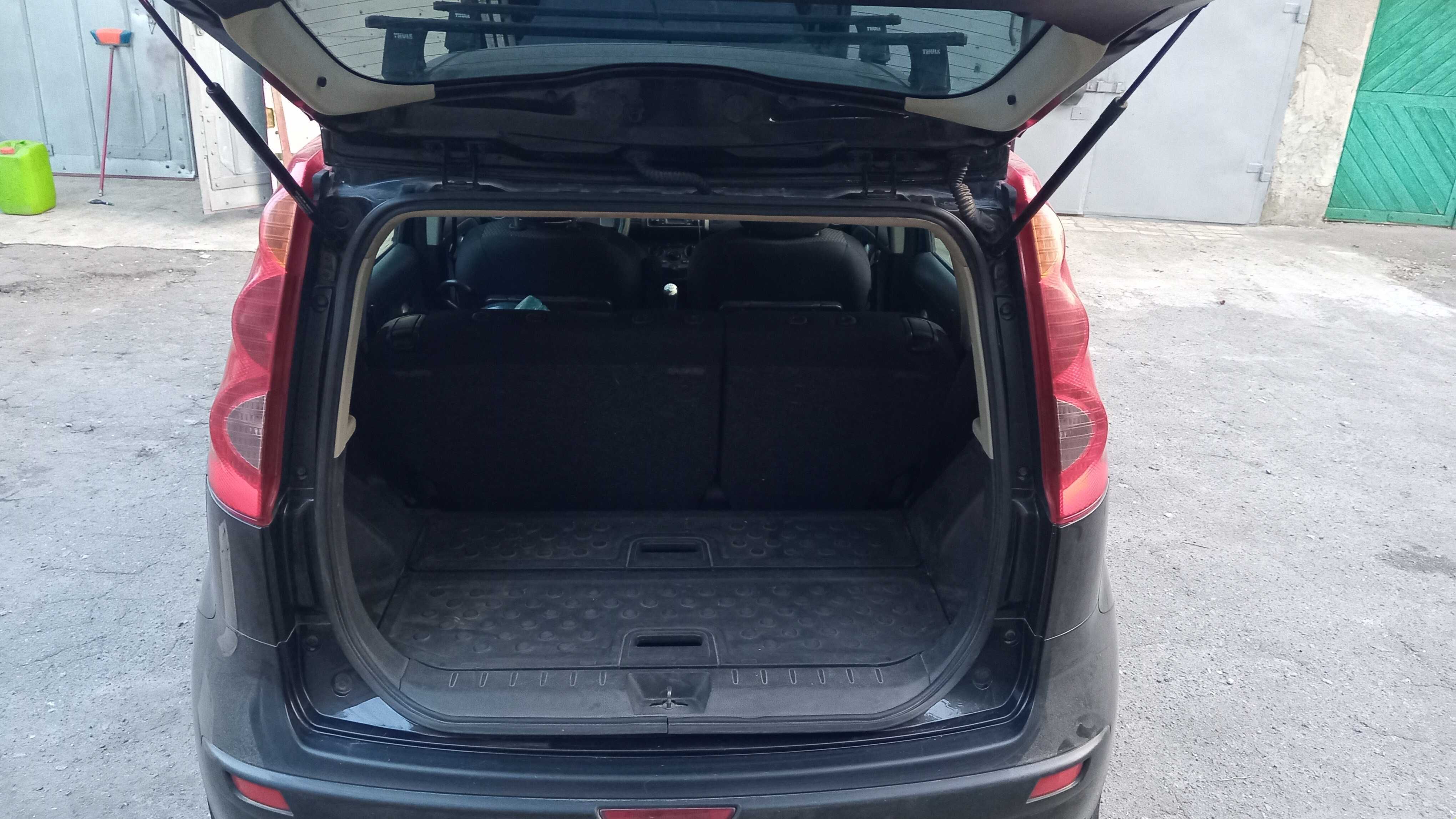 Nissan Note 1.4л, 2007г, 106тыс. км, хорошая комплектация