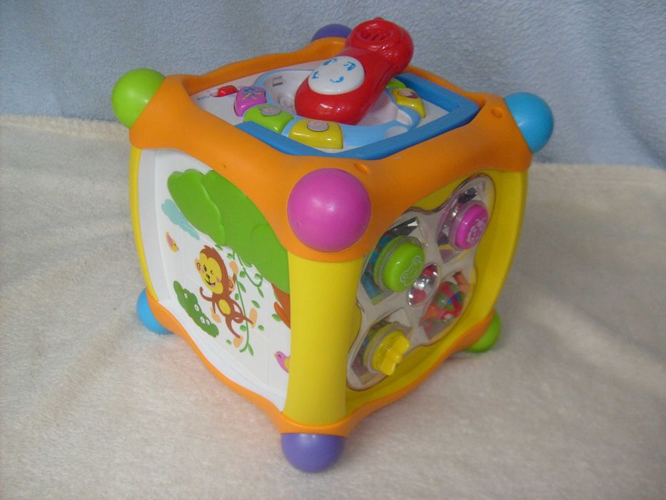 interaktywna kostka edukacyjna 18M+ MAGIC CUBE BOX