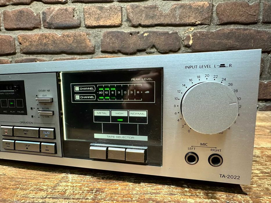 Magnetofon Onkyo TA-2022