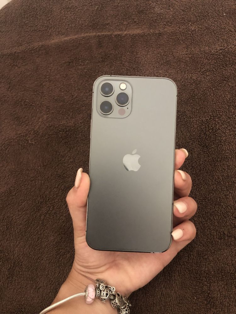 Iphone 12 pro bateria a 100%