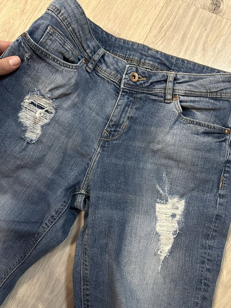 Jeansowe spodnie z przetarciami Boyfriend H&M 36 S