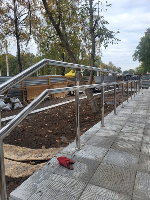 Виготовлення, продаж та монтаж перил та огорож з нержавіючої сталі