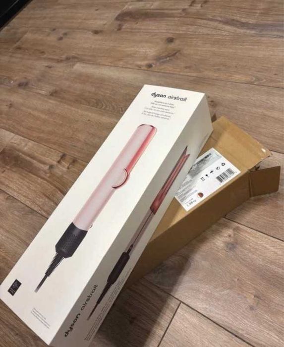 Oryginał Dyson airstrait HT01