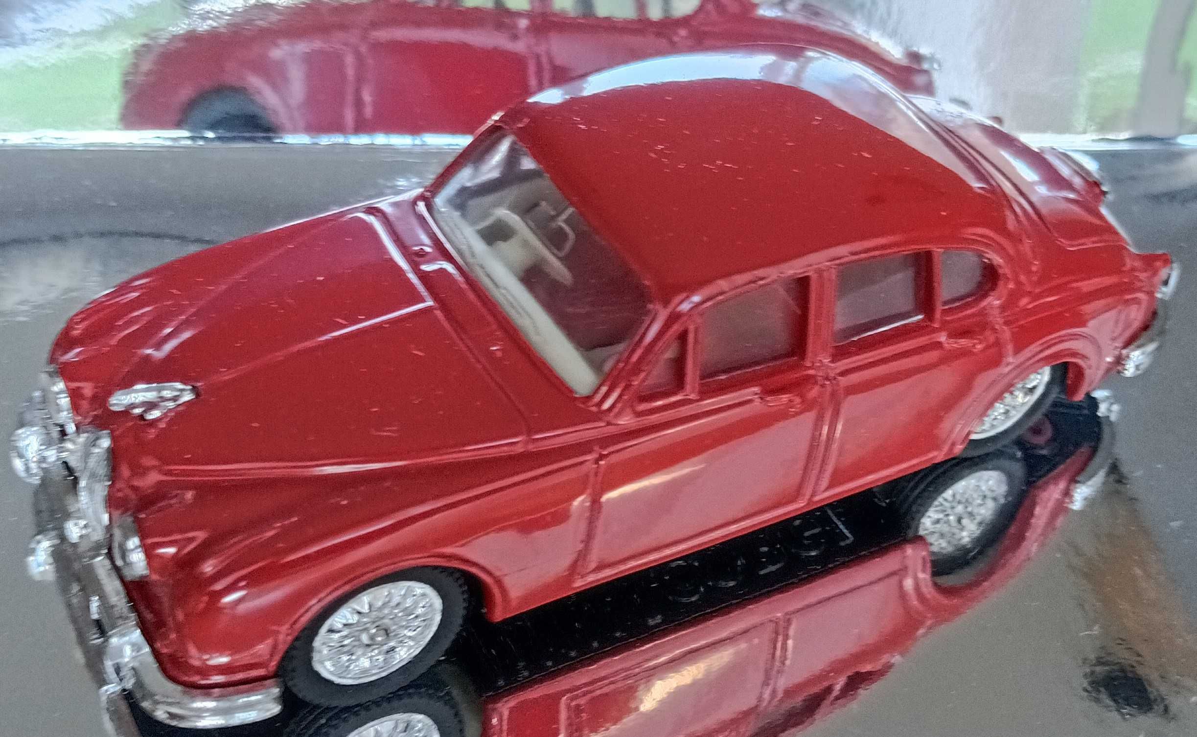 Jaguar Mark II Corgi Ref# C 700/1