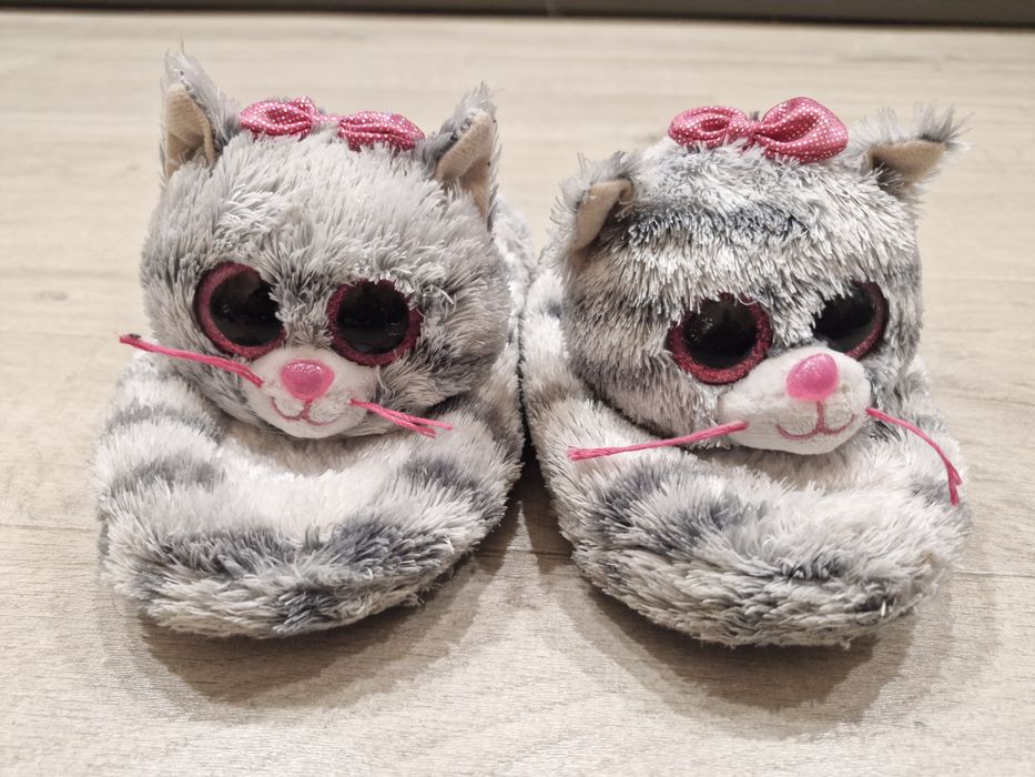 Kapcie ciepłe grube milutkie kotki "ty" r. 30-33