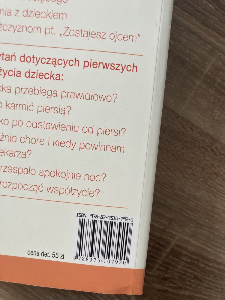 Dwie książki pierwszy rok życia dziecka