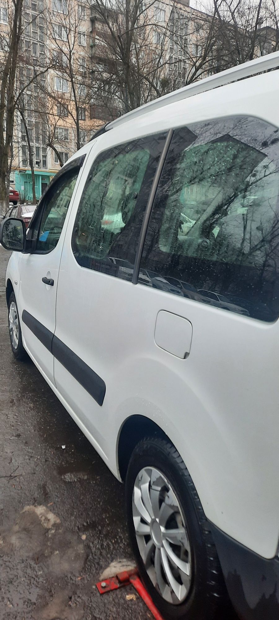 Продам Citroën Berlingo 2012 | Дизель 1.6 | Білий | ТЕРМІНОВО