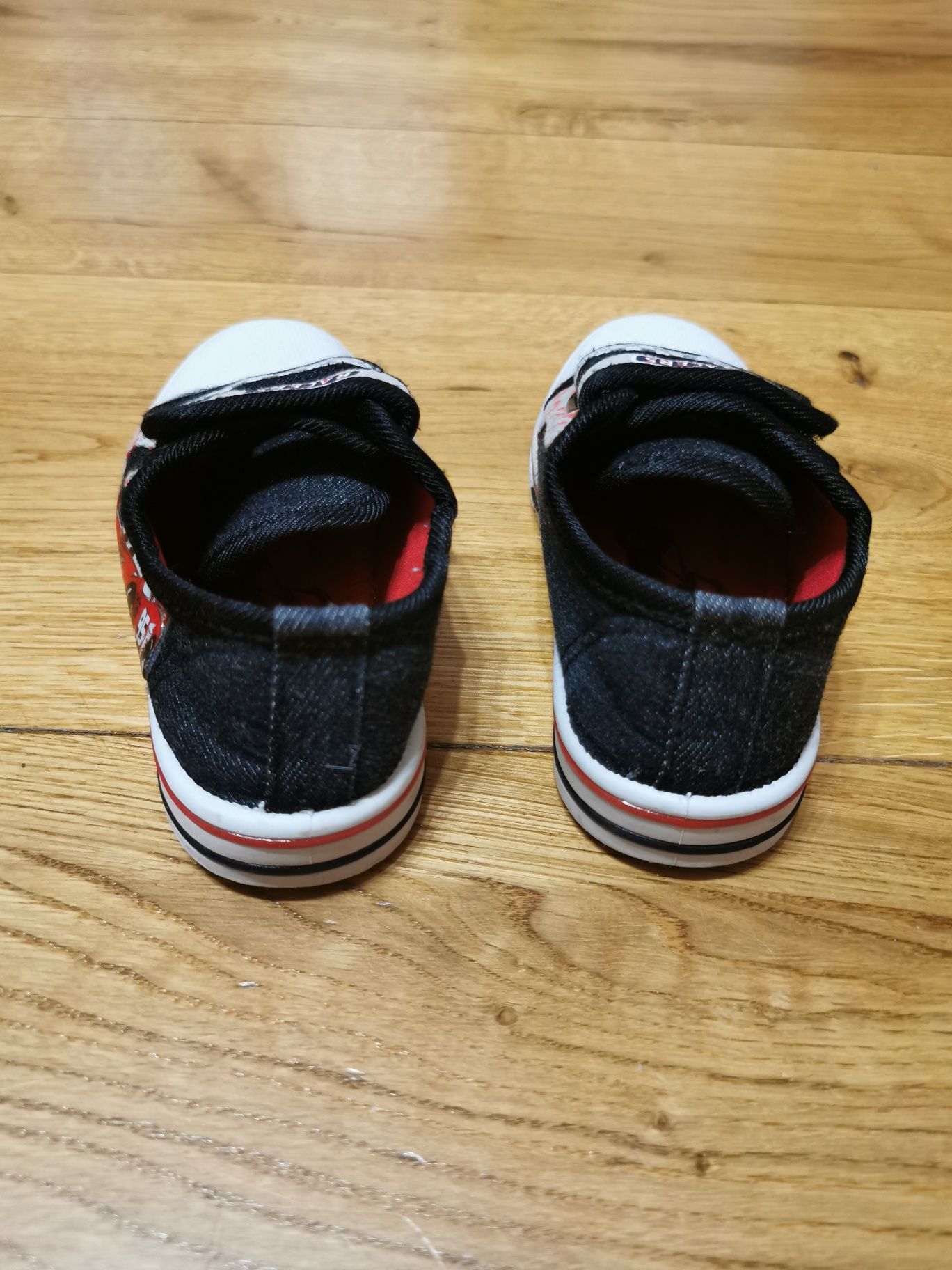 Buty dziecię dla chłopca
