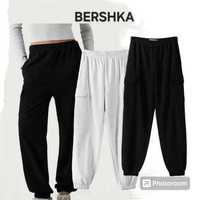 Bershka.Штани жіночі