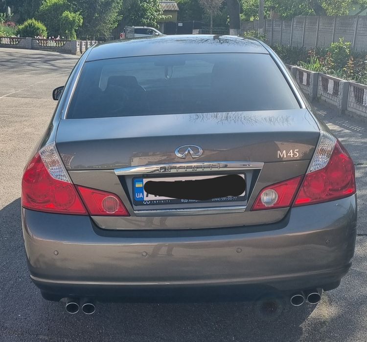 Infiniti m45 sport